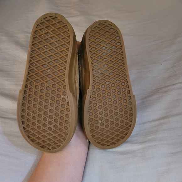 8T Vans - Picture 2 of 3